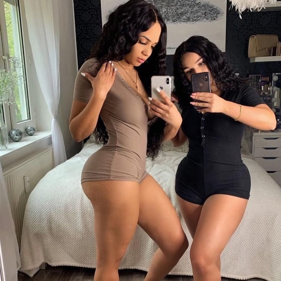 Button Ribbed Romper - Picture 6 of 6